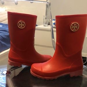 Tory Burch - red rain boots - like NEW